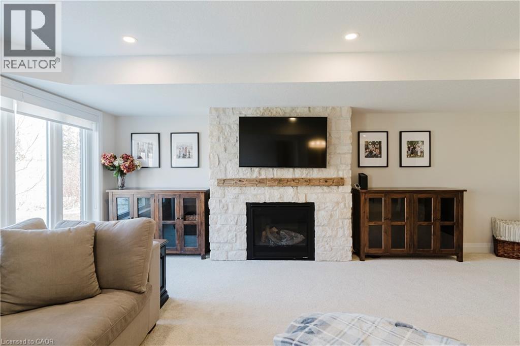300 SNYDER'S Road E Unit# 12, Baden, Ontario, N3A2V5 — Photo 33