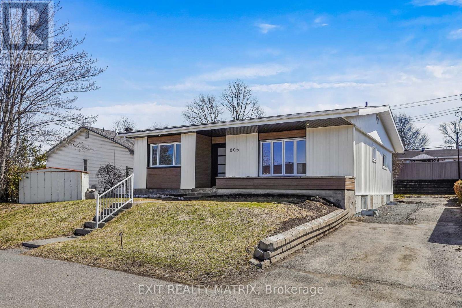 805 CARTIER BOULEVARD - 2