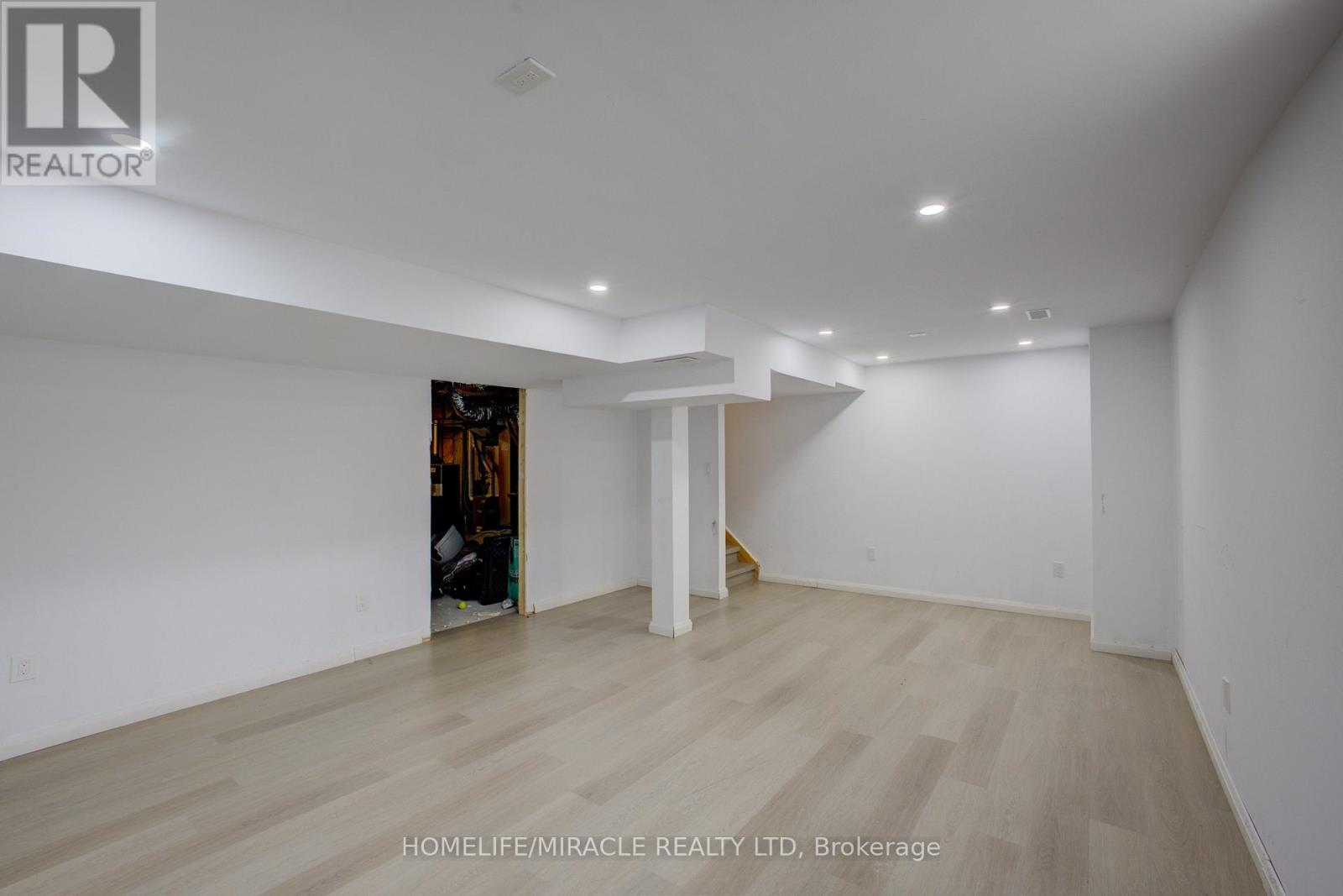 123 SAMUEL DRIVE — photo 30