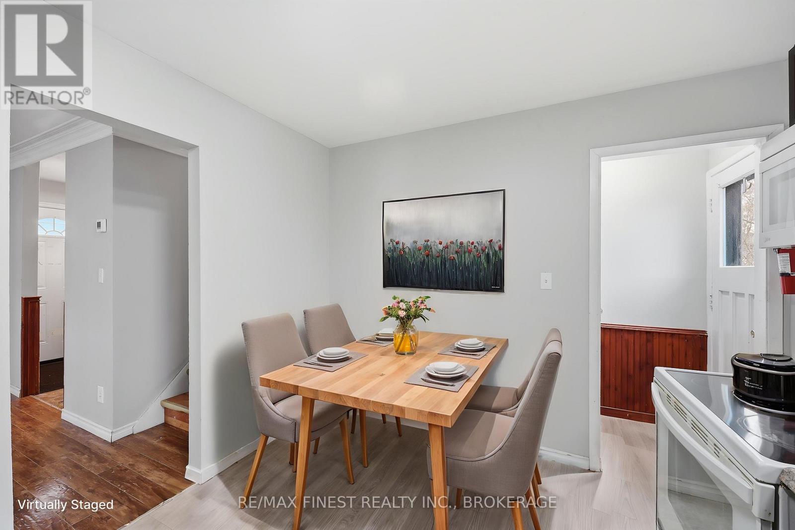 20 FOSTER STREET - 24