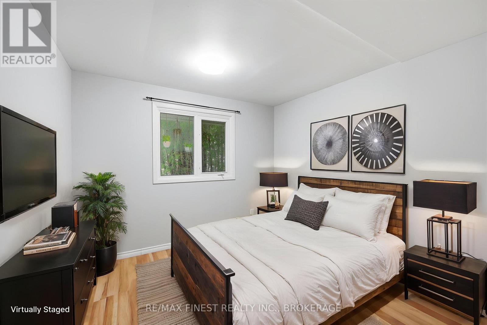 20 FOSTER STREET - 31