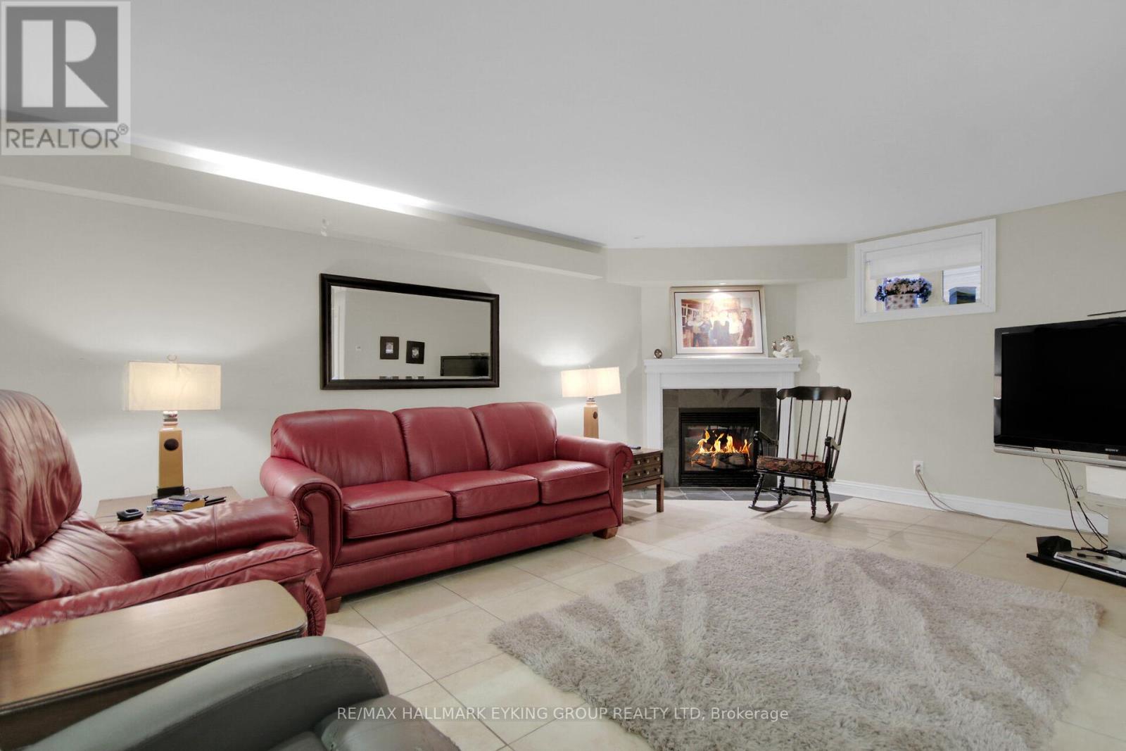 121 MACDONALD STREET - 40