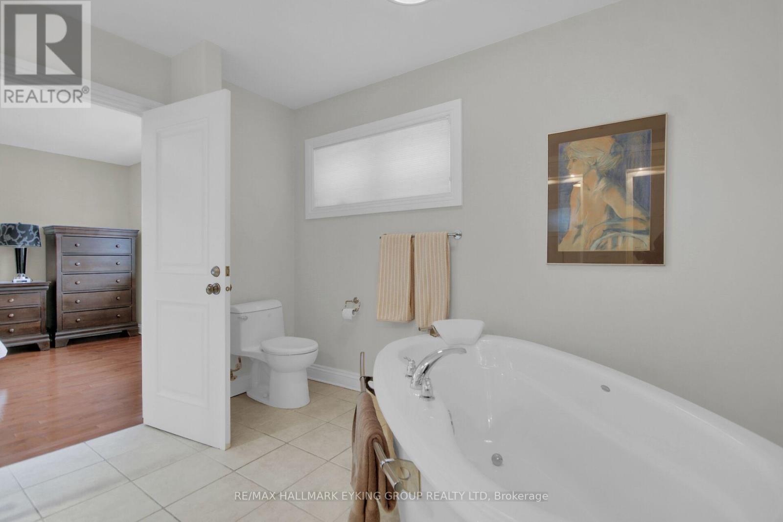 121 MACDONALD STREET - 27