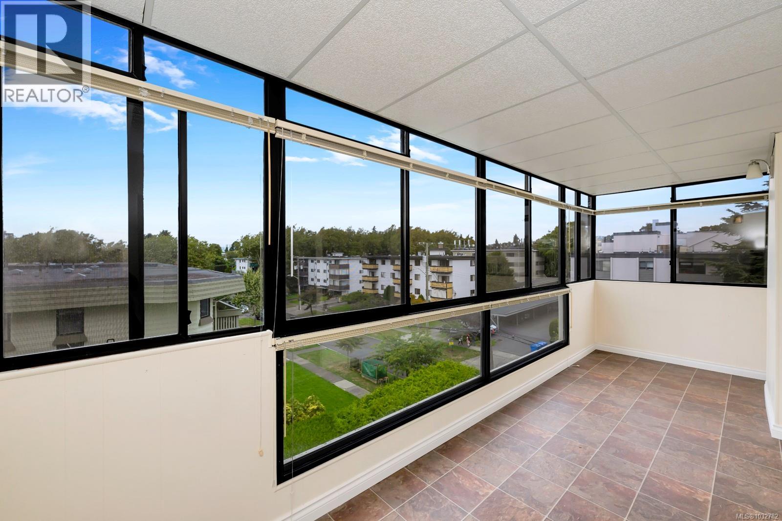 #506 420 LINDEN AVE - Image 2