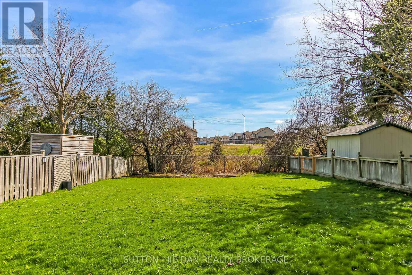 62 BARRYDALE CRESCENT Property Photo