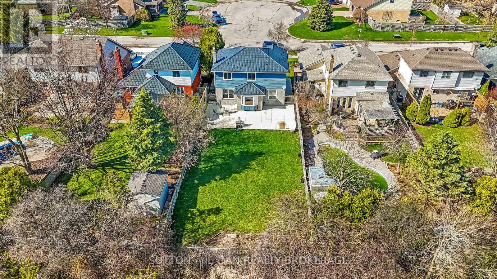 62 BARRYDALE CRESCENT Property Photo