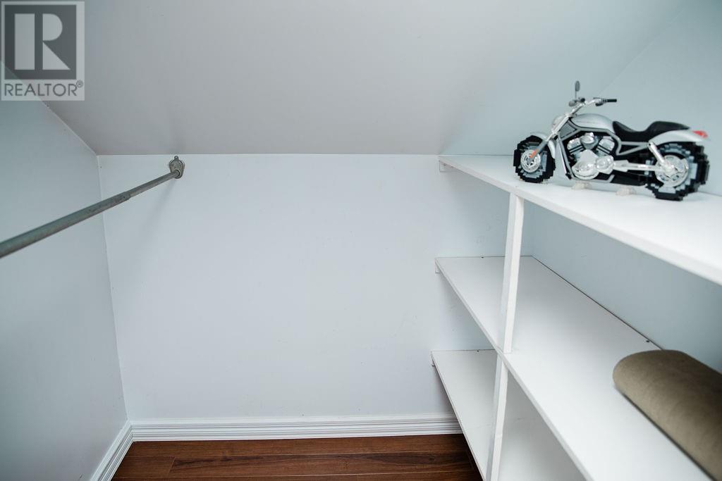 1098 Main Road - 28
