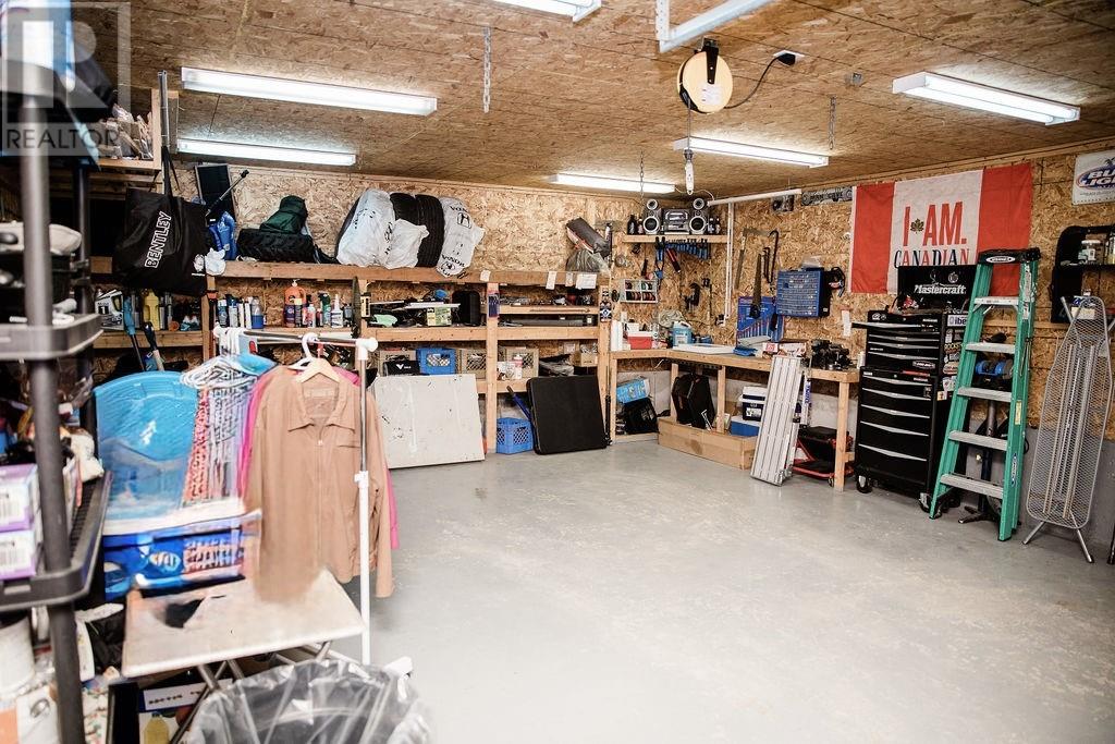 1098 Main Road - 34