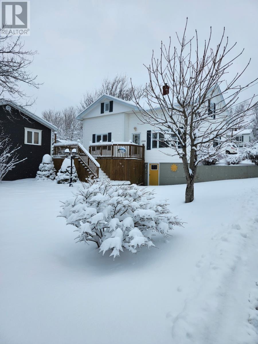 1098 Main Road - 50