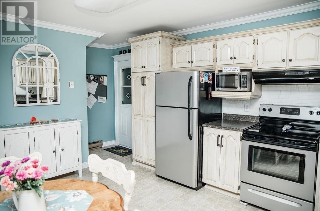 1098 Main Road - 8