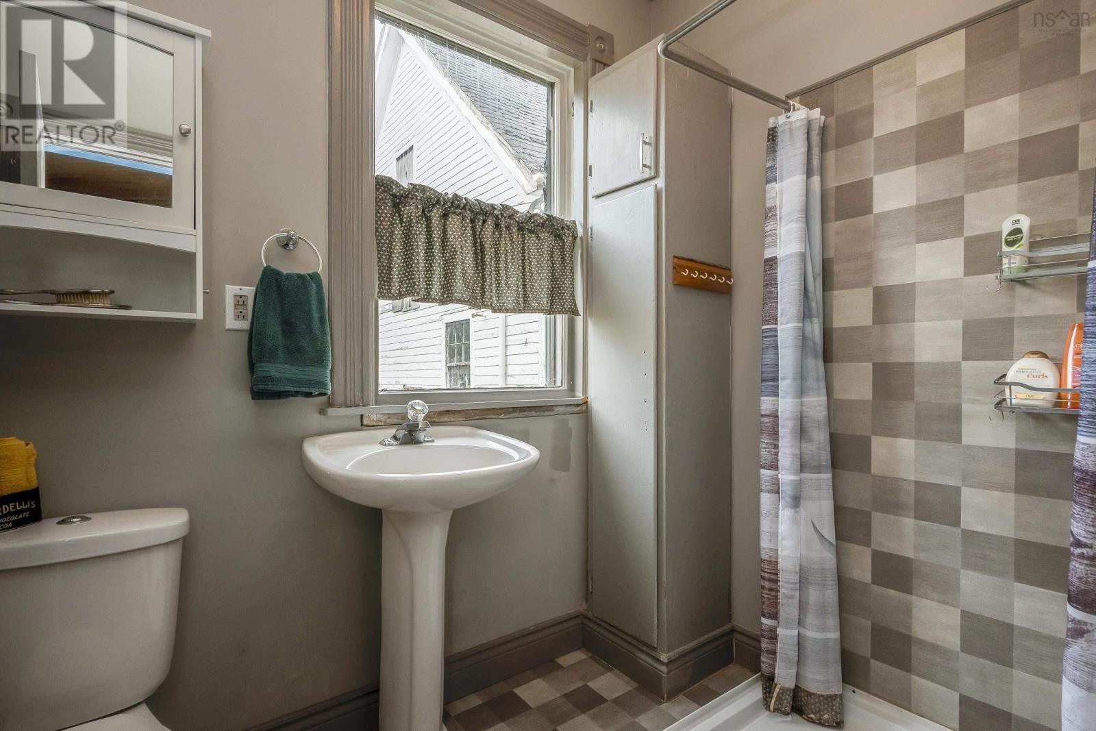 Property 11 of 45 of 10251 1 Highway, 10253 Highway 1, Paradise, NS B0S 1R0