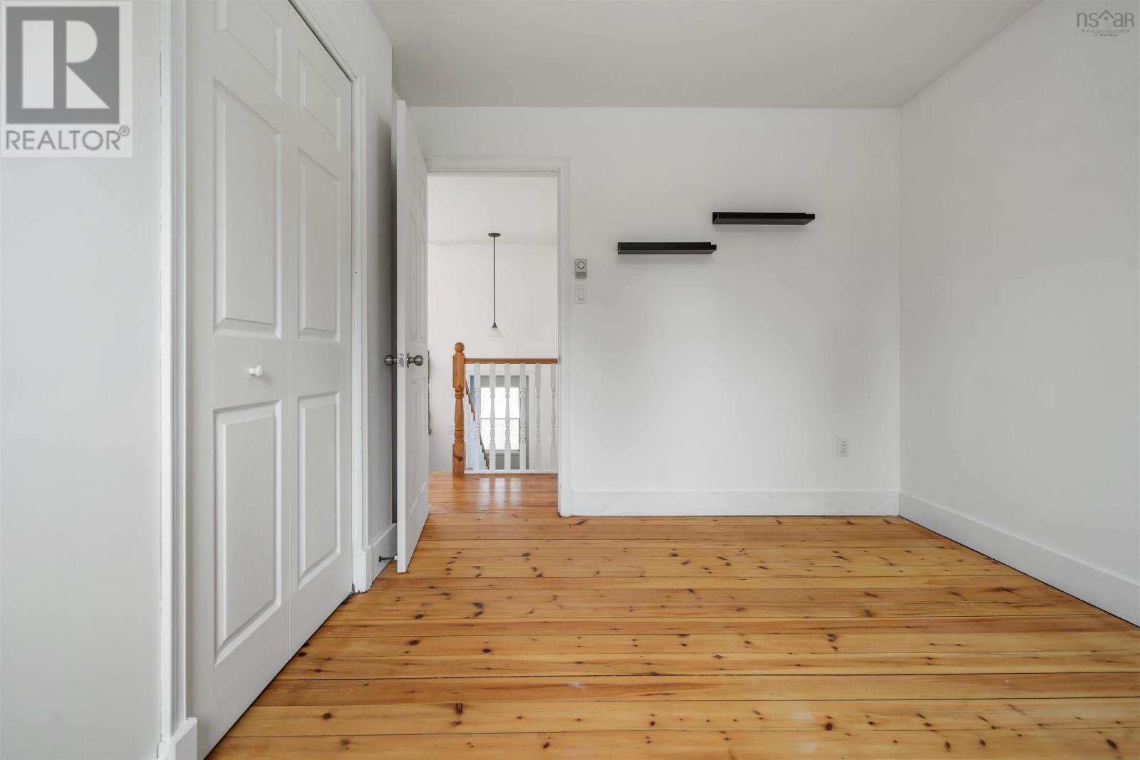 Property 32 of 48 of 30 Semple Creek Road