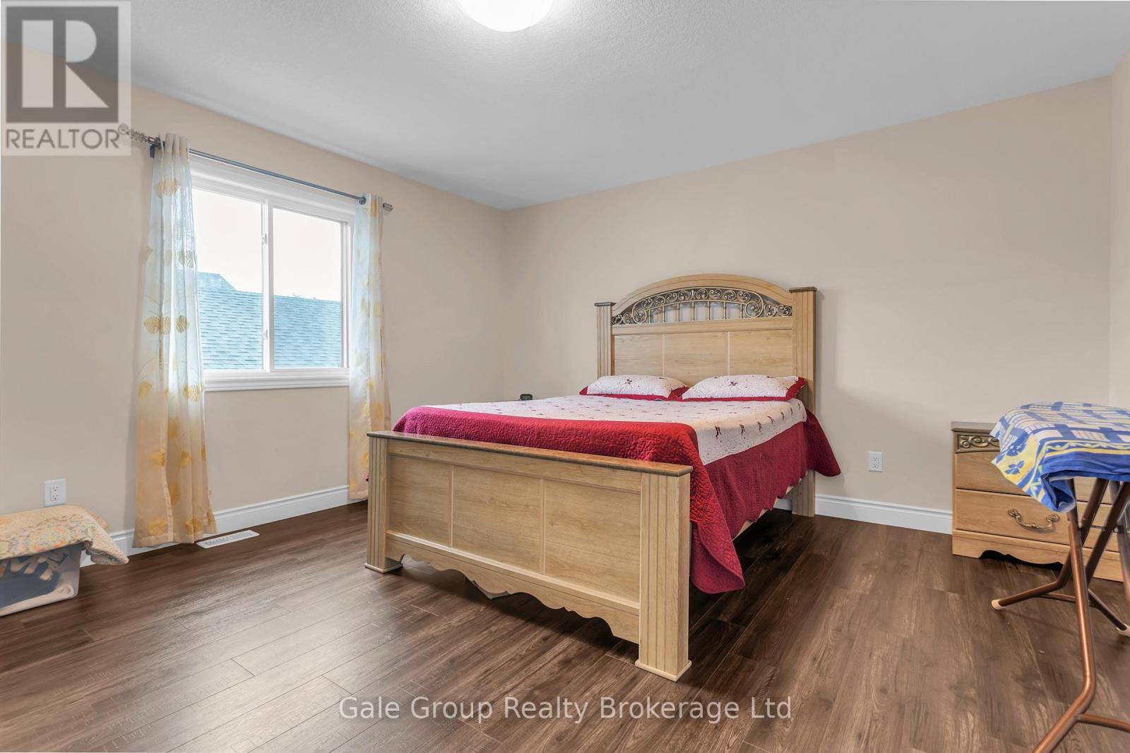 48 CASH CRESCENT - 21