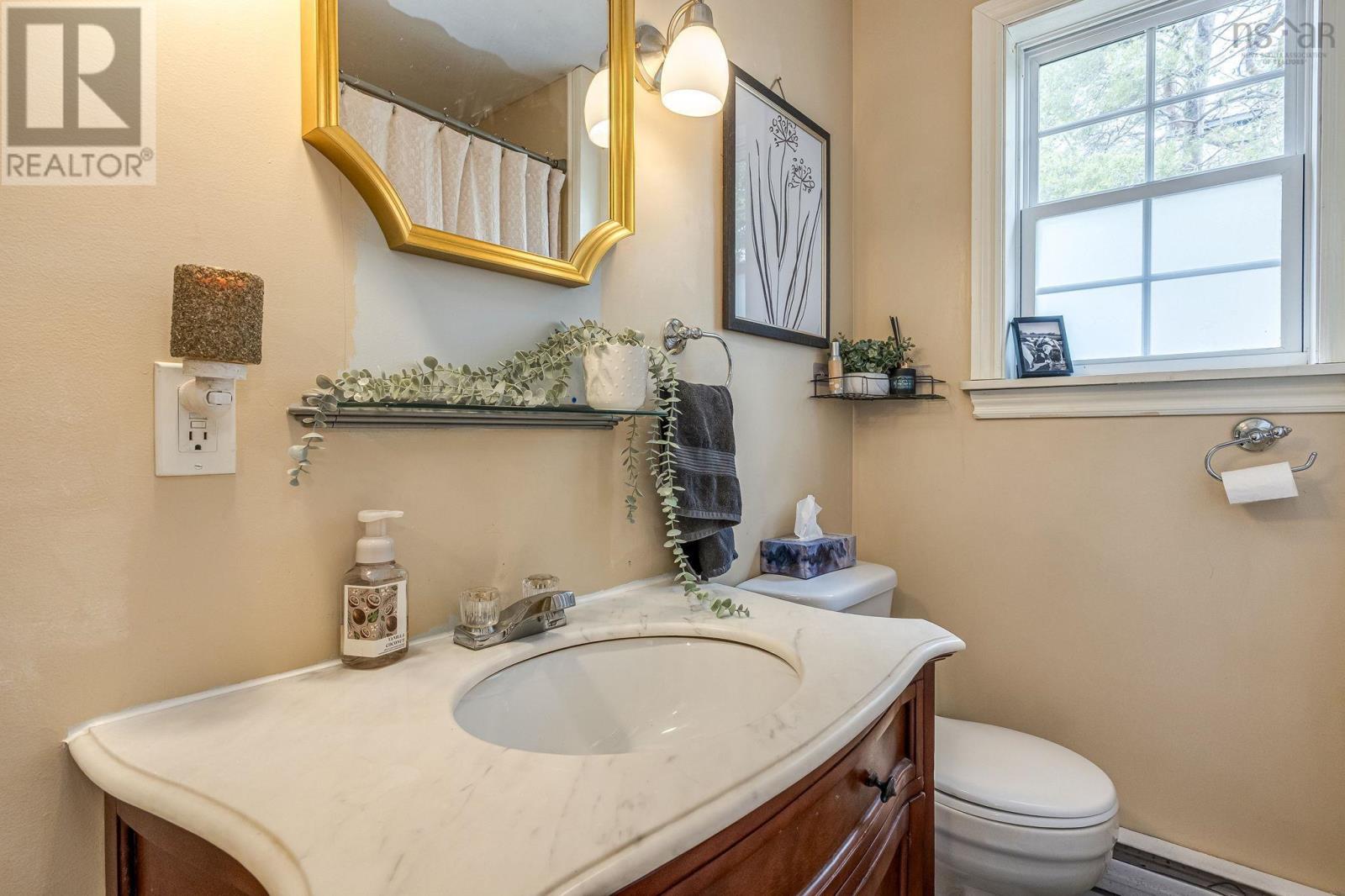 Property 40 of 45 of 10251 1 Highway, 10253 Highway 1, Paradise, NS B0S 1R0