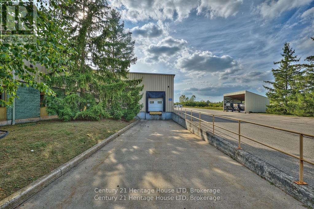 Loading dock