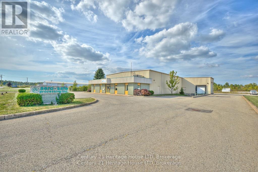 1360 COMMERCE PARKWAY — photo 5