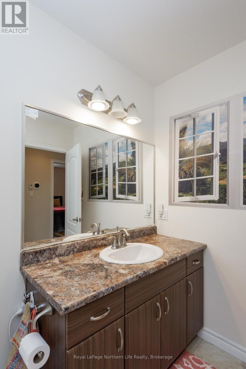 5 SUGARBUSH STREET — photo 15
