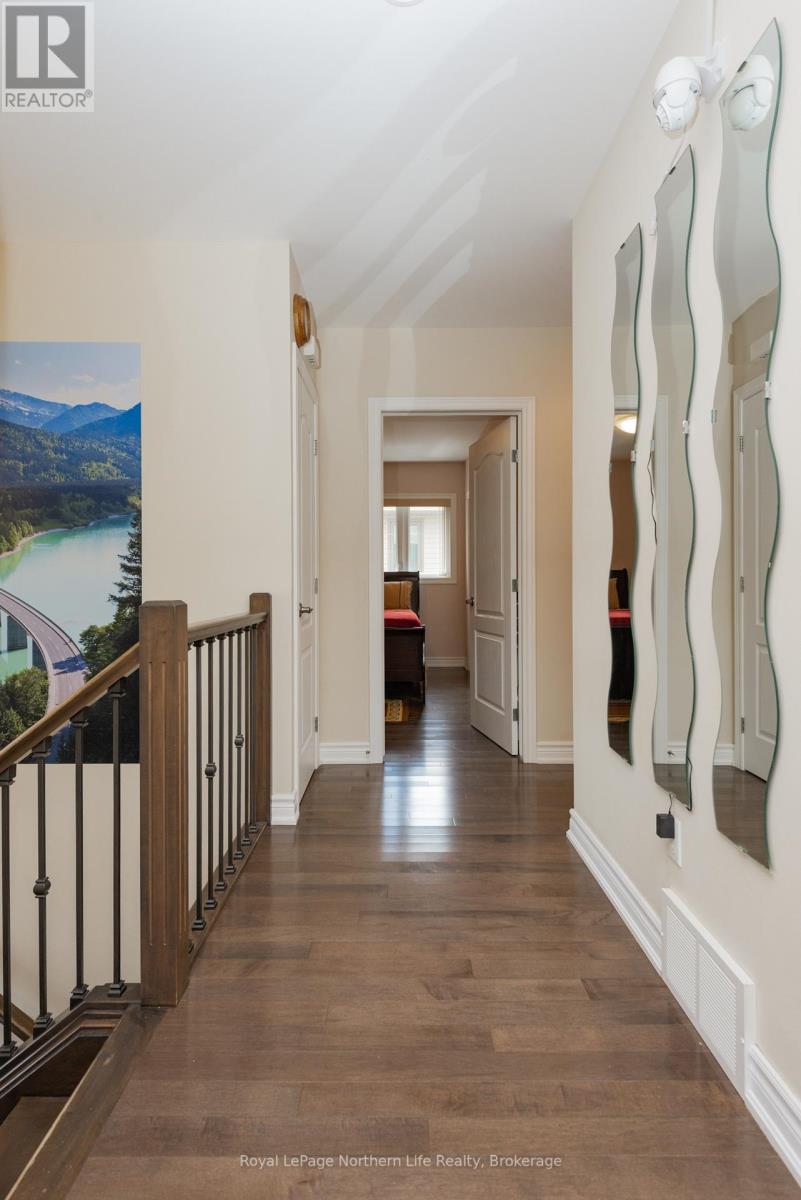 5 SUGARBUSH STREET — photo 25