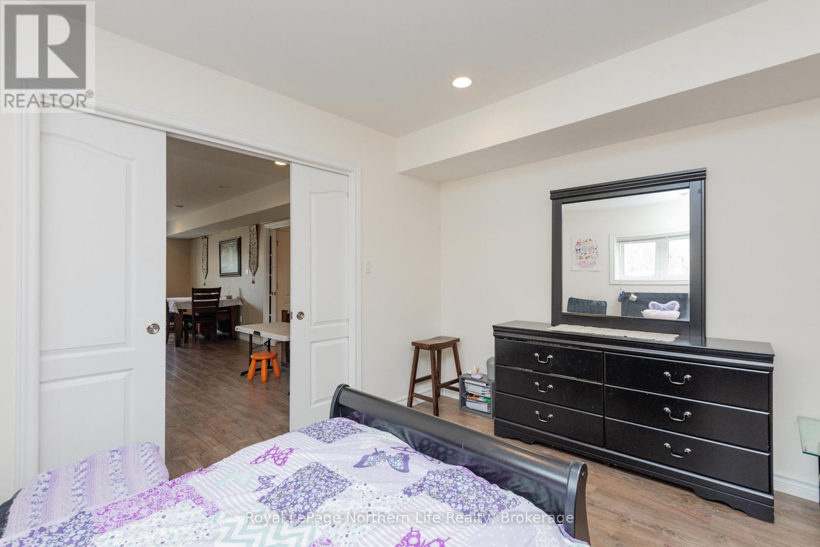 5 SUGARBUSH STREET — photo 30