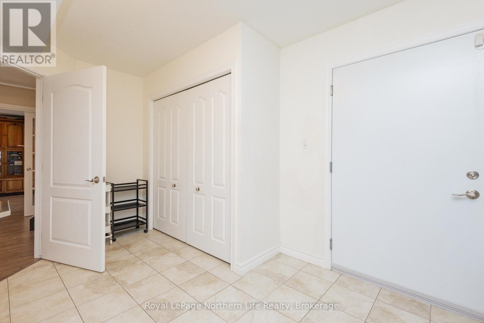 5 SUGARBUSH STREET — photo 39