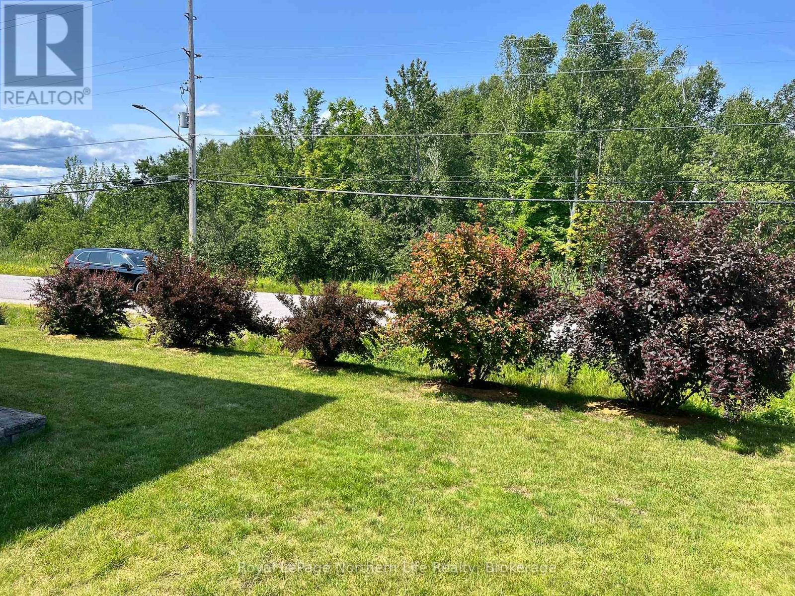 5 SUGARBUSH STREET - 49