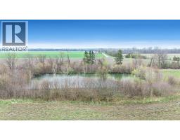 119 Victoria, Pelee Island, ON N0R1M0 Photo 12