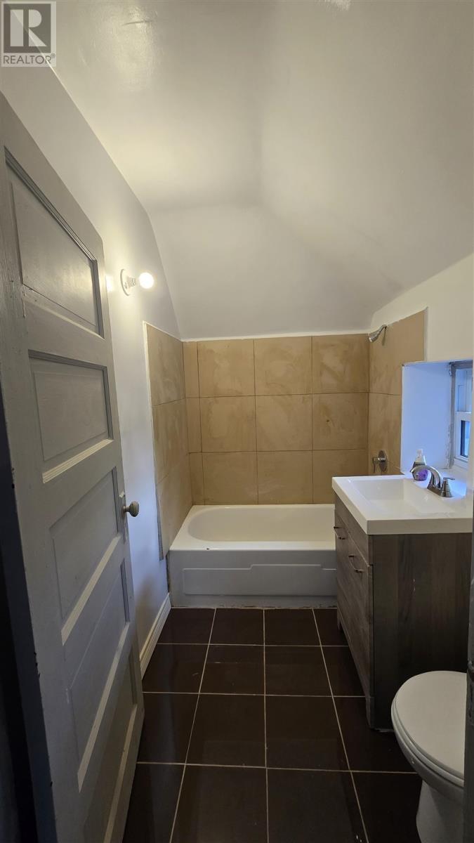 136 Biggings AVE, Sault Ste. Marie, Ontario, P6A3T9 — Photo 31