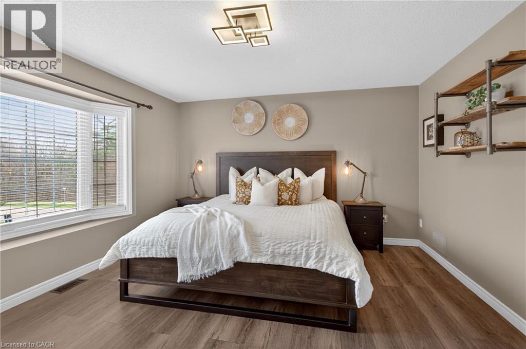 4138 MEDLAND Drive, Burlington, Ontario, L7M4Z8 — Photo 24