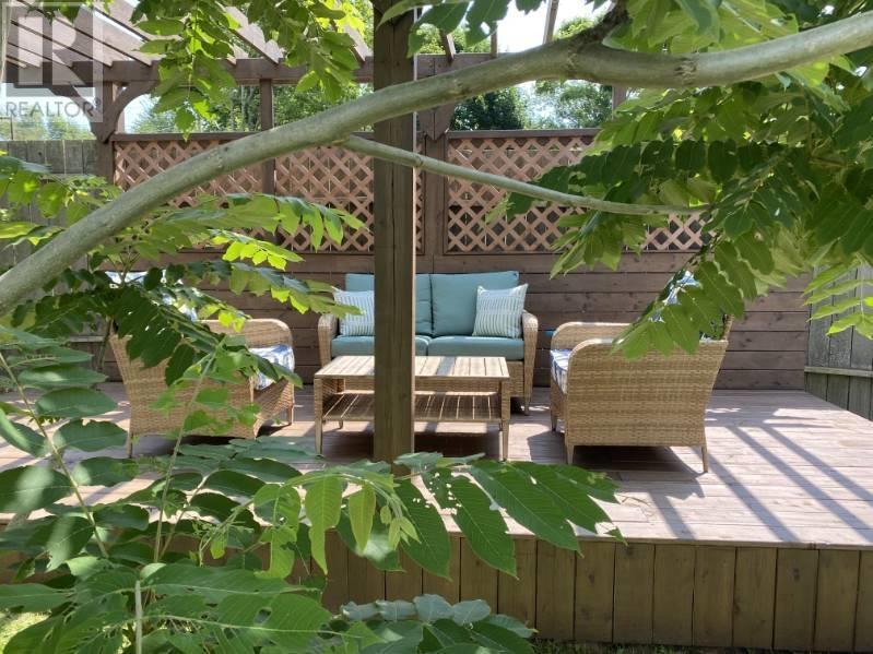 214 Mount Edward Road — photo 35