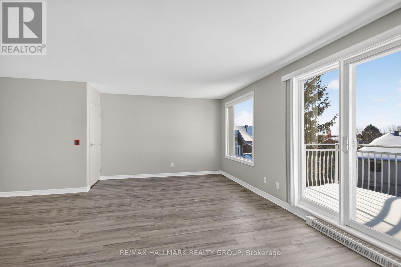 2B - 51 ROBSON COURT — photo 18