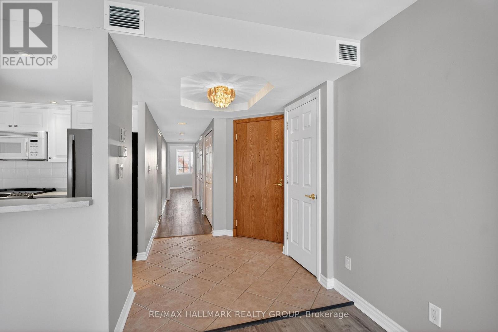 2B - 51 ROBSON COURT — photo 10