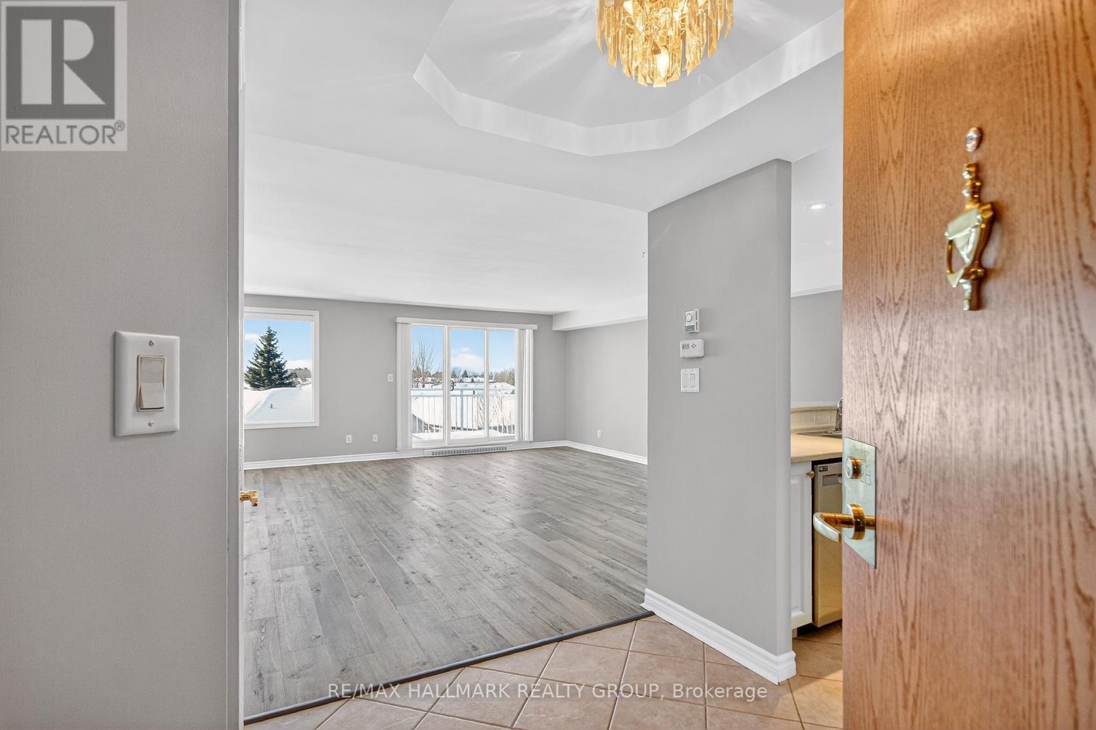 2B - 51 ROBSON COURT — photo 7