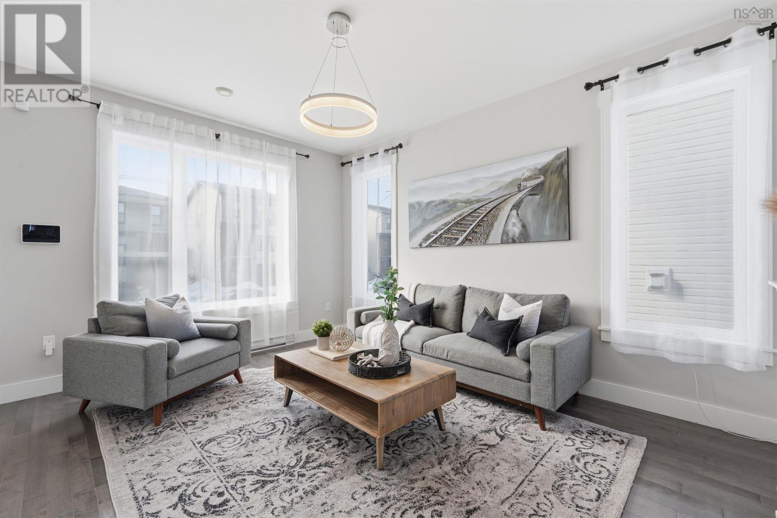 Property 6 of 47 of 120 Mica Crescent