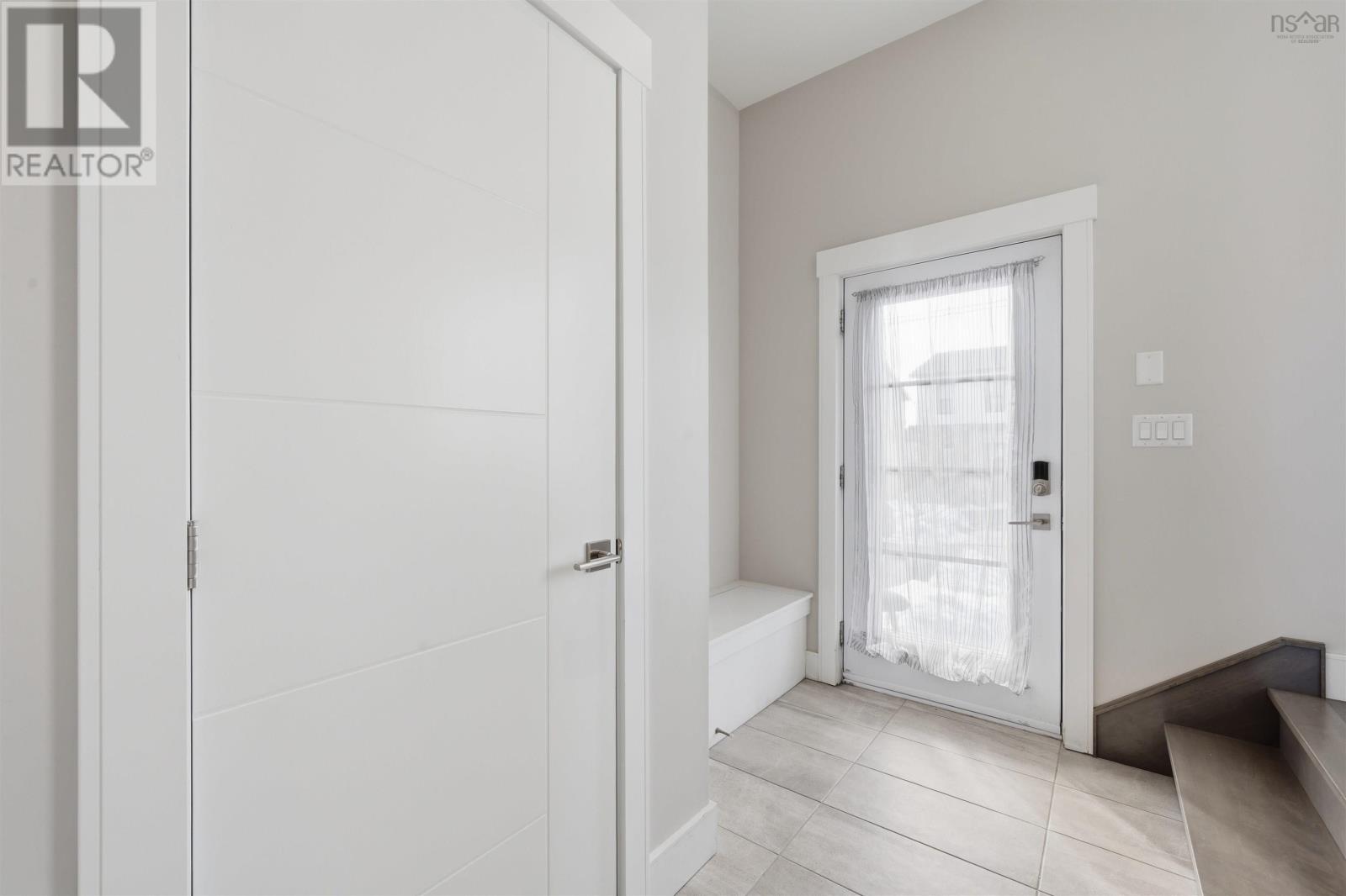 Property 2 of 47 of 120 Mica Crescent