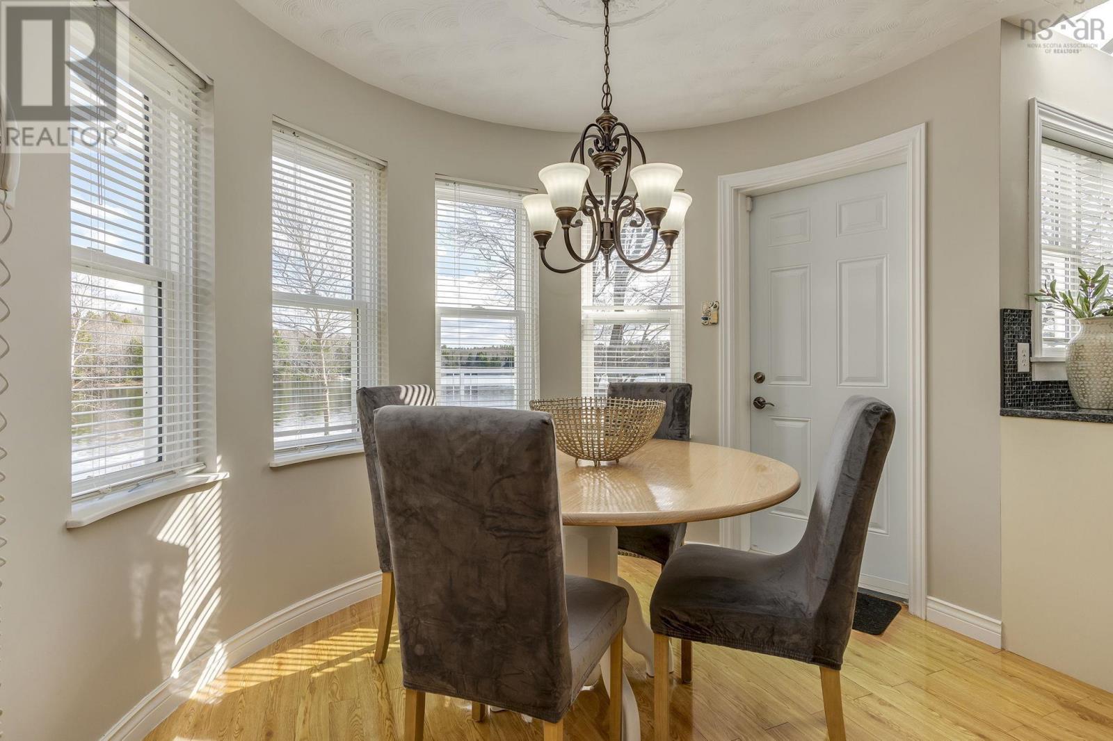 Property 17 of 52 of 35 Longburn Drive