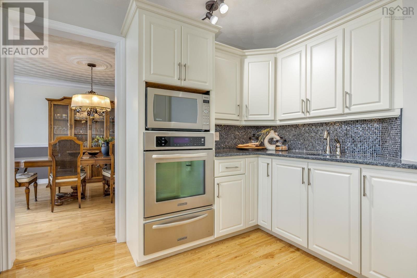 Property 14 of 52 of 35 Longburn Drive