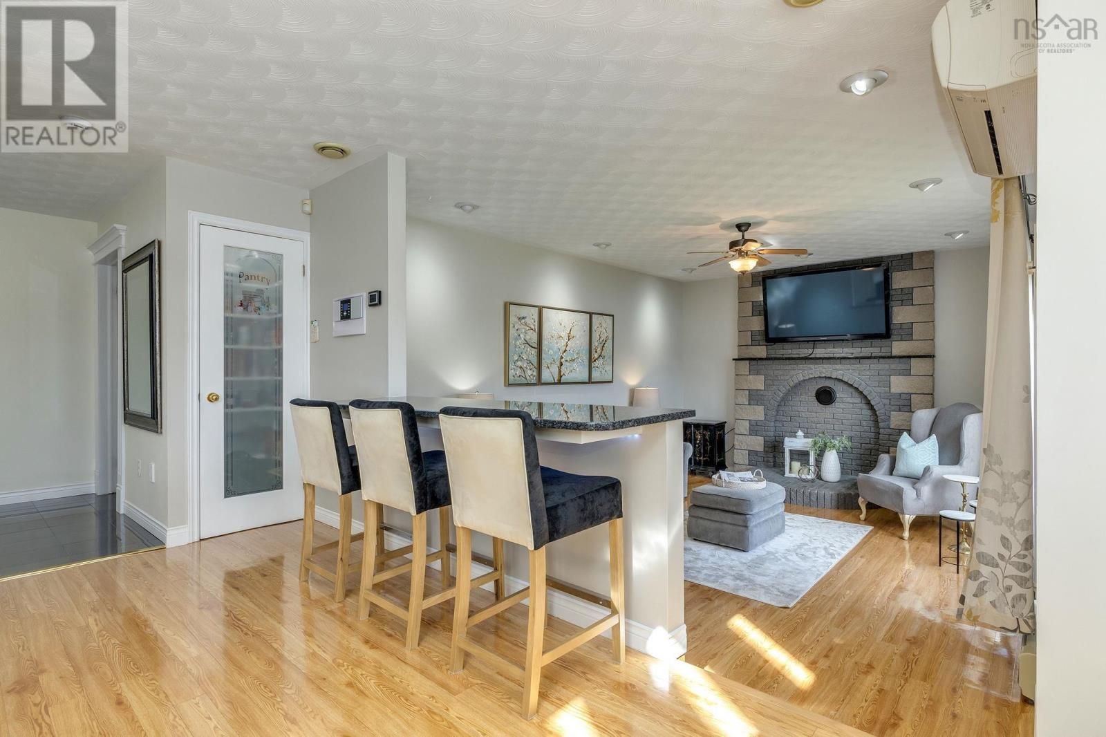 Property 18 of 52 of 35 Longburn Drive