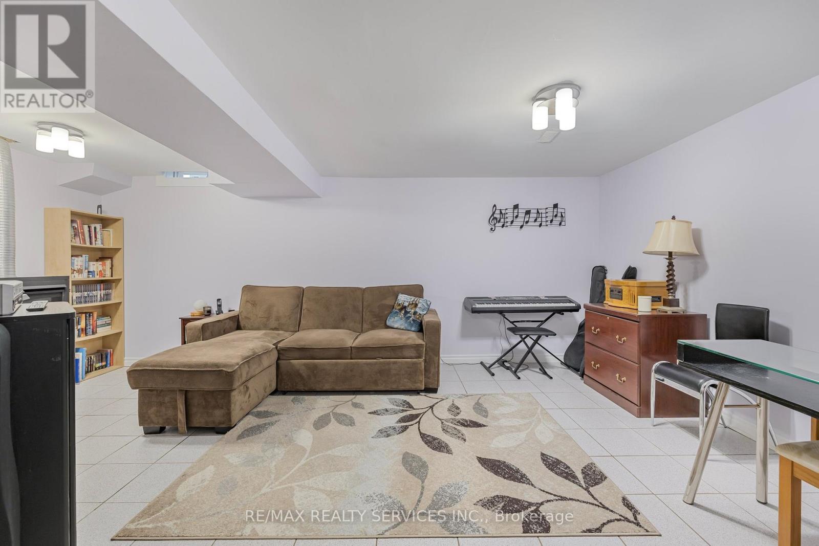 40 CRENSHAW COURT — photo 23