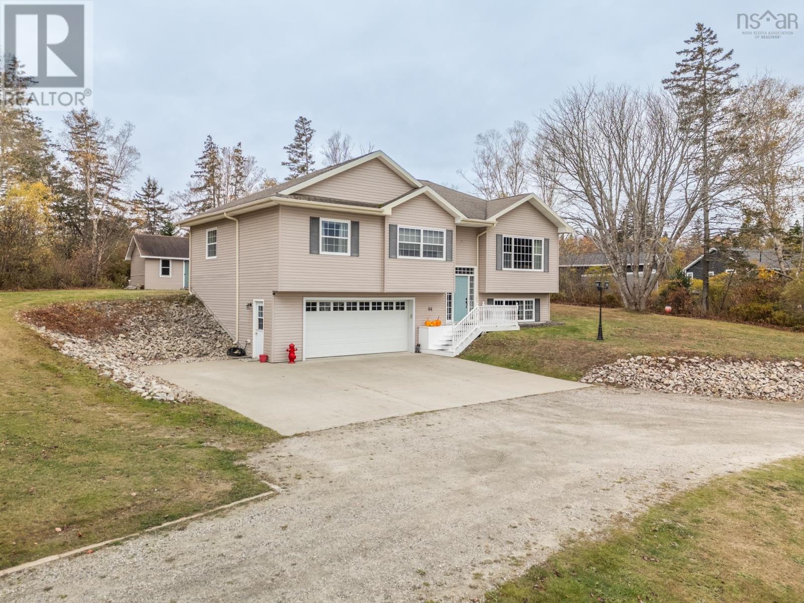 Property 2 of 35 of 44 Birch Drive