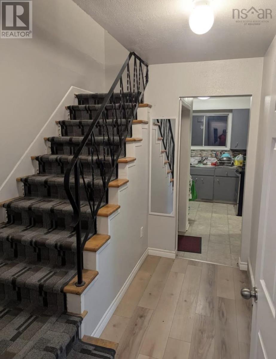 Property 12 of 23 of 146/148 Roleika Drive