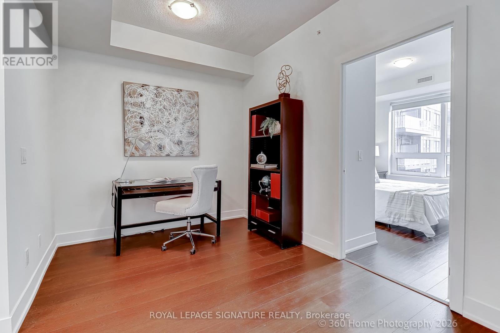#301 7 KENASTON GARDENS - 10