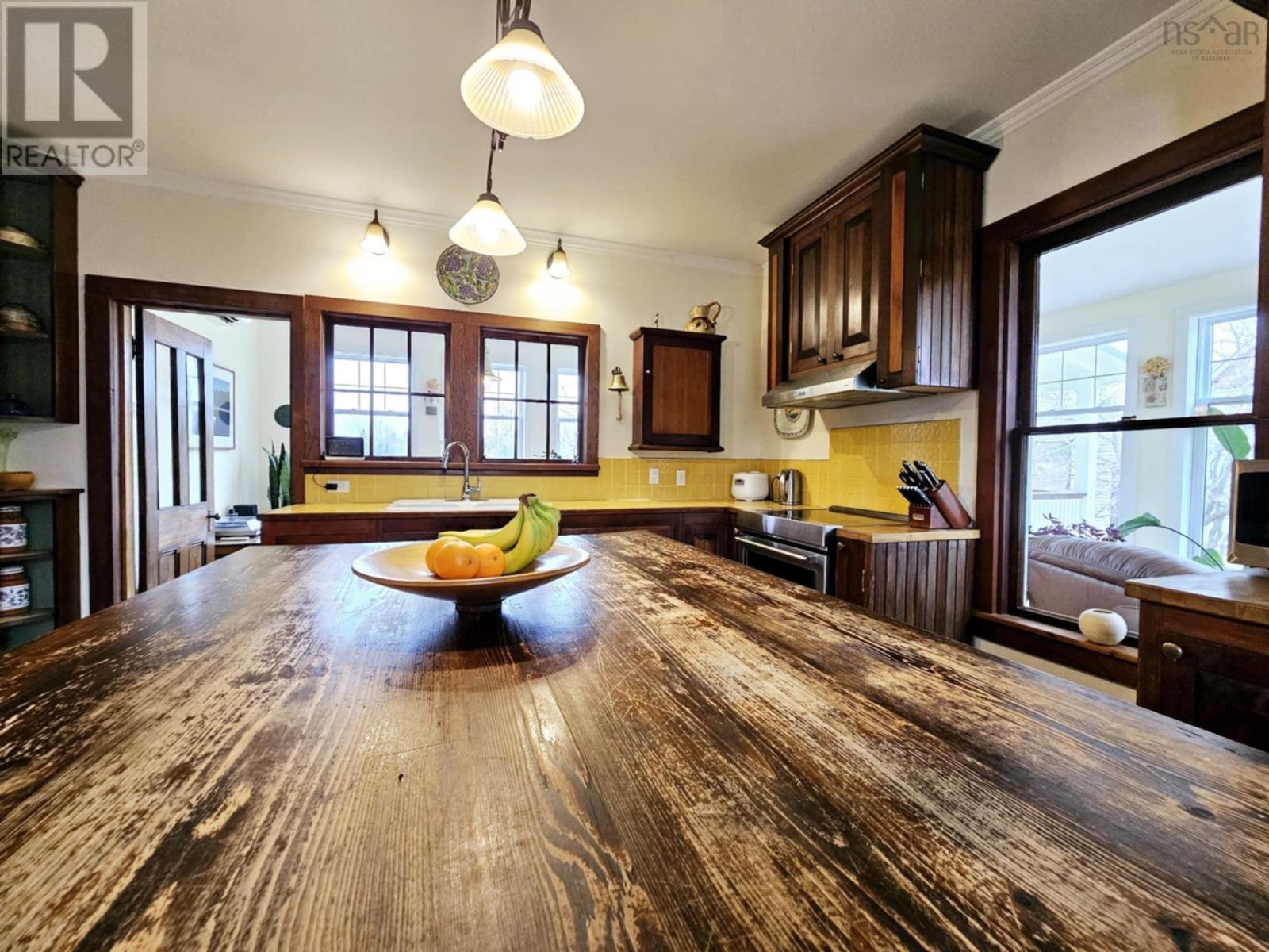 Property 19 of 45 of 5183 Highway 2