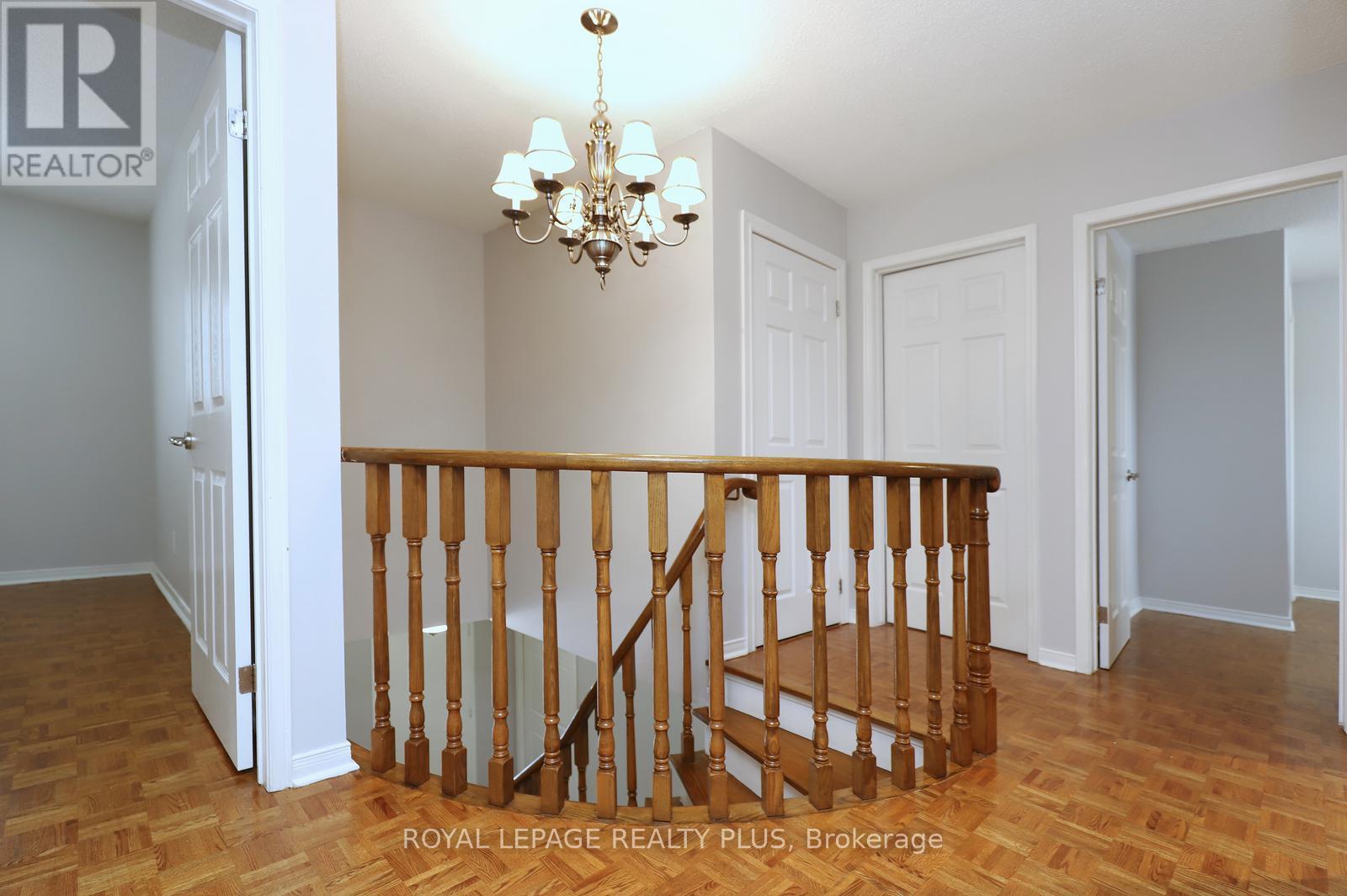 1086 HEDGE DRIVE — photo 21