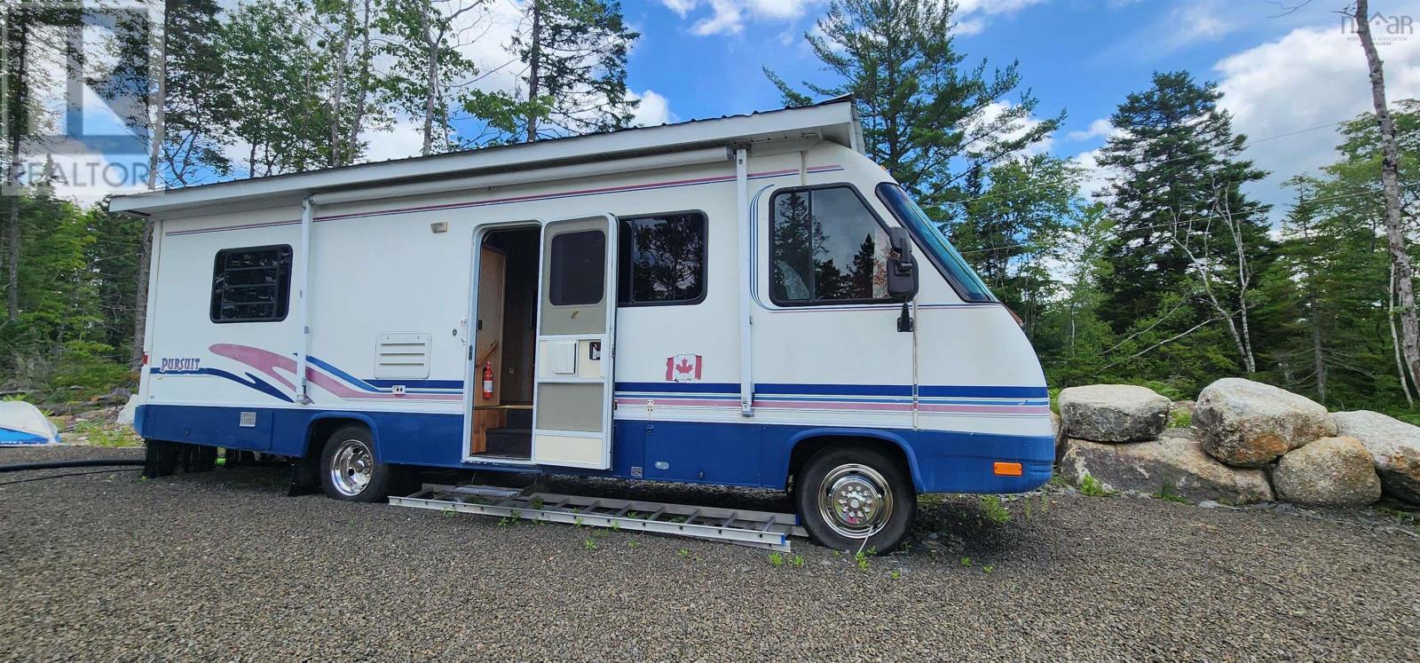 Property 10 of 30 of 205 Charlton Road