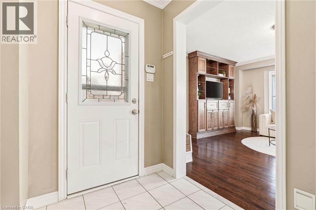 95 THORNLODGE Drive - 2