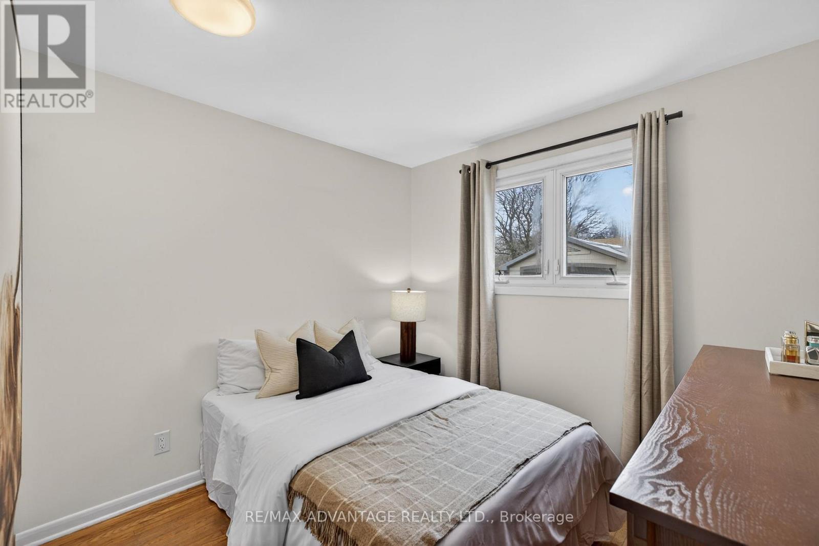 60 WEXFORD AVENUE - 19