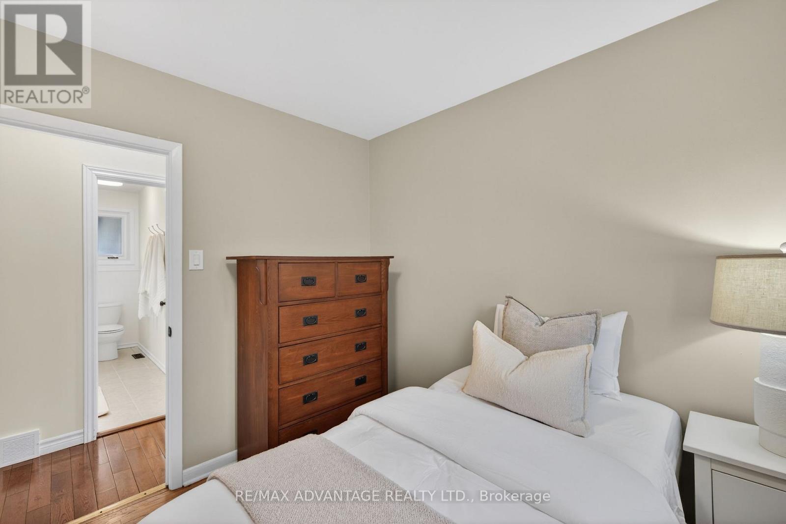 60 WEXFORD AVENUE - 22