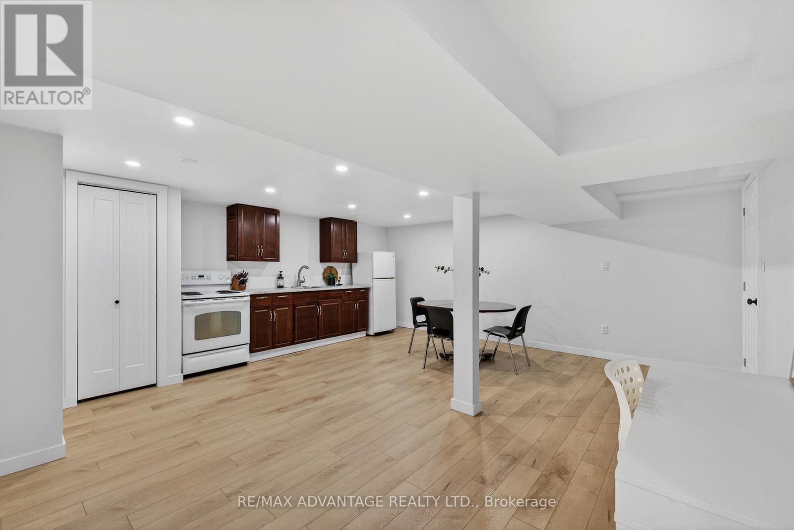 60 WEXFORD AVENUE Property Photo