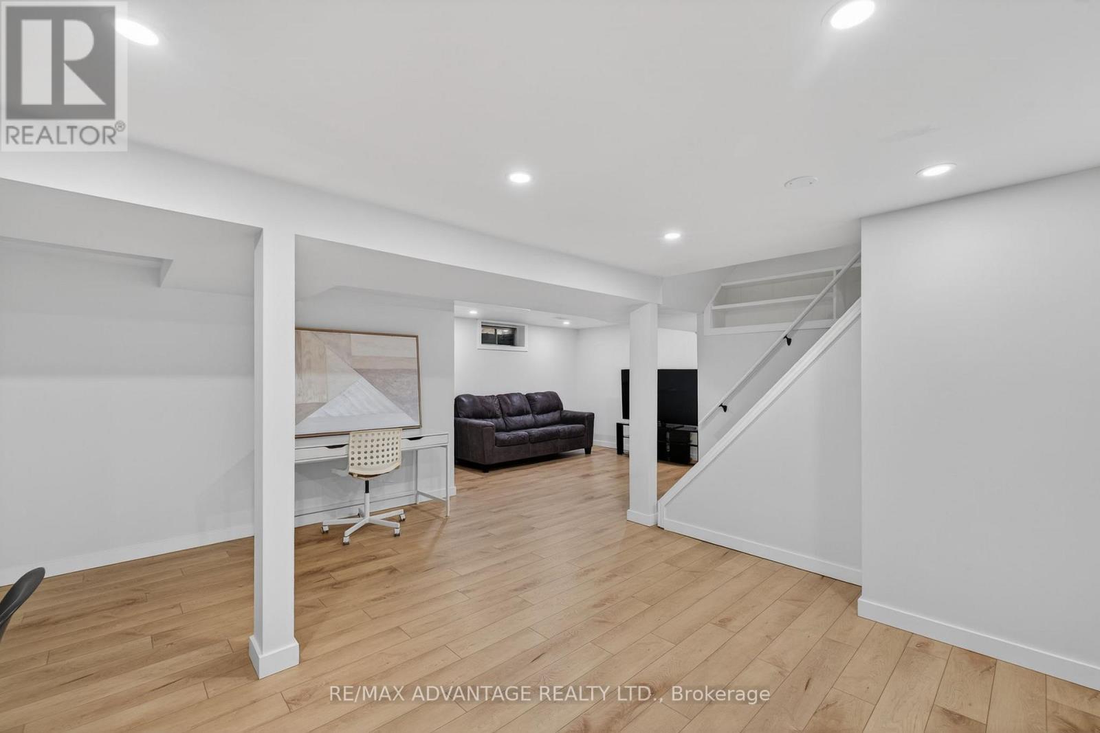 60 WEXFORD AVENUE - 28