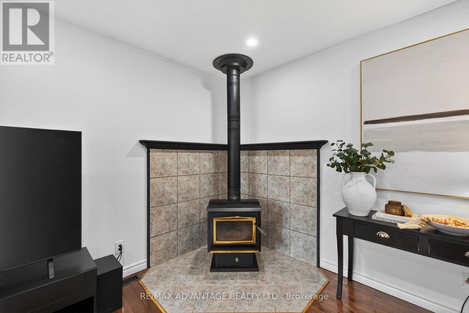 60 WEXFORD AVENUE - 8